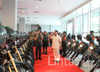 Menhan Prabowo Beri Pembekalan 2.000 Babinsa di Samarinda: Keamanan Negara Jamin Perdamaian dan Pertumbuhan Ekonomi