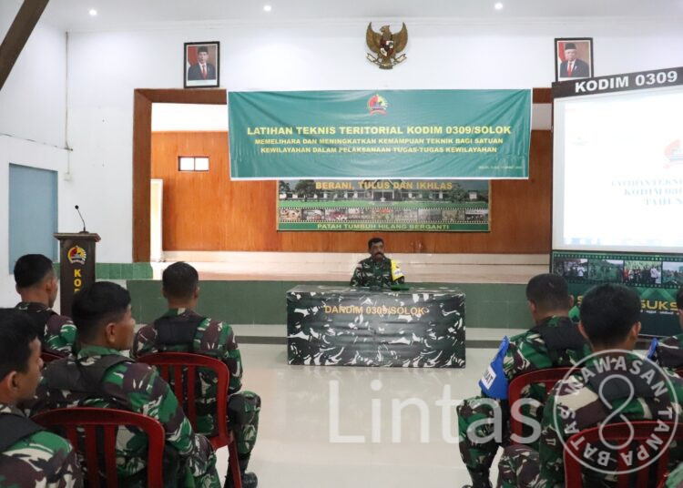 Pabung Kodim 0309/Solok Buka Latihan Teknis Teritorial (Latnister) Tahun 2023.