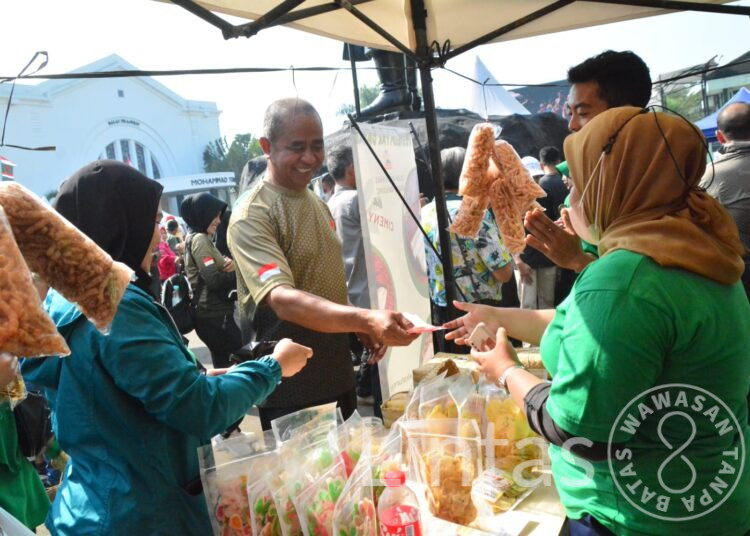 Membantu Perekonomian Masyarakat Jelang Ramadhan, Kodiklatad Gelar Bazzar Murah