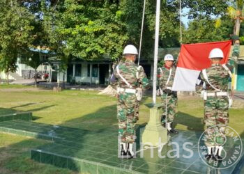 Pelaksanaan Upacara Bendera Merah Putih 17-an Kasdim 1603/Sikka, Bacakan Amanat Pangdam IX/Udayana