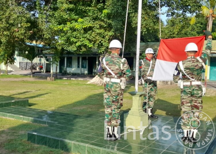 Pelaksanaan Upacara Bendera Merah Putih 17-an Kasdim 1603/Sikka, Bacakan Amanat Pangdam IX/Udayana