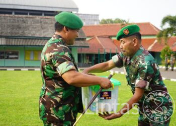 Jelang Bulan Suci Ramadhan Danrem 064/MY Beri Bingkisan ke Anggota