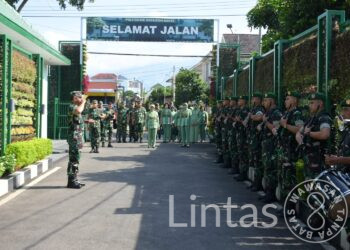 Kunjungan Kerja Dankodiklatad beserta Ketua Persit KCK PG Kodiklatad ke Poltekad