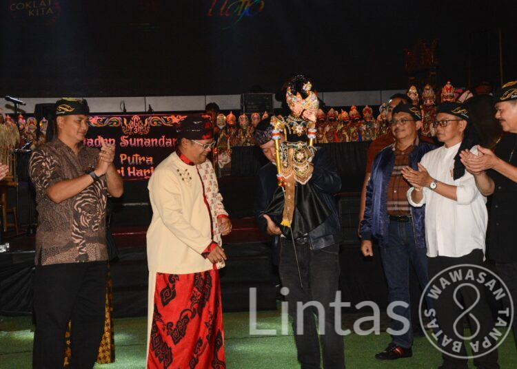 Kasad Jenderal TNI Dr. Dudung Abdurachman: “Budaya Bangsa Jangan Tergerus Budaya Asing”