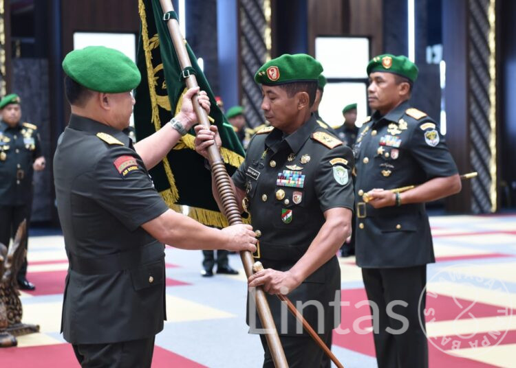 Kasad Pimpin Sertijab Dua Pejabat Pangdam