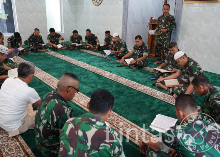 Prajurit Korem 023/KS Laksanakan Tadarus Al Quran Bulan Suci Ramadhan