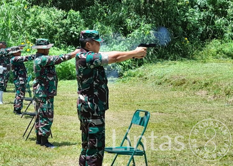Dandim 0304/Agam Pimpin Personil Latihan Menembak TW. I TA. 2023
