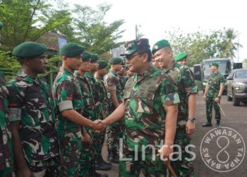 Kunjungi Yonif Mekanis 320/BP Brigjen TNI Tatang Subarna Jaga Nama Baik Satuan Dan Keluargamu