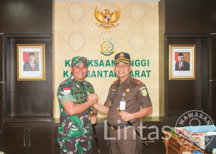 Kuatkan Sinergi Antar Forkopimda, Pangdam XII/Tpr Silaturahmi Ke Kajati Kalbar
