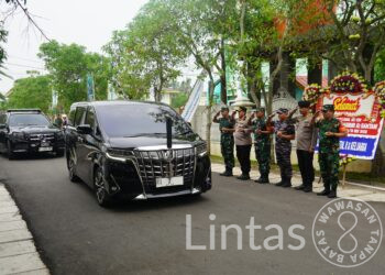 Danrem 064/MY Menyambut Kedatangan Orang Nomor Dua Di Indonesia (Wapres RI) Di Pesantren An Nawawi Tanara