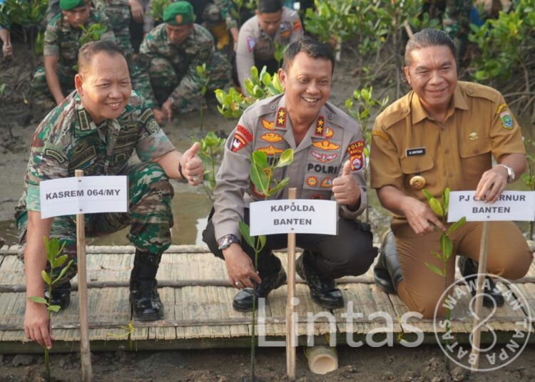Digelar Serentak Se-Indonesia, Kasrem 064/MY Pimpin Penanaman Bibit Mangrove Di Wilayahnya