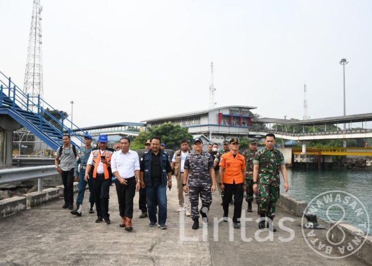 Kondisi Terkini Api Telah Padam, TNI AL Amankan Area Kejadian Kebakaran KMP Royce 1