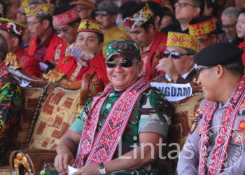 Pangdam XII/Tpr Hadiri Pembukaan Pekan Gawai Dayak ke-37 Kalimantan Barat