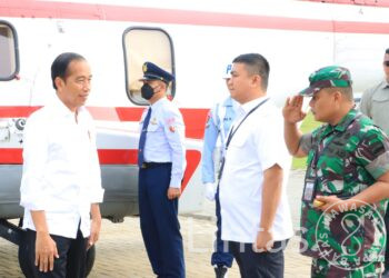 Dandim 0209/LB Beserta Forkopimda, Sambut Presiden Jokowi Di Alun-Alun Labura