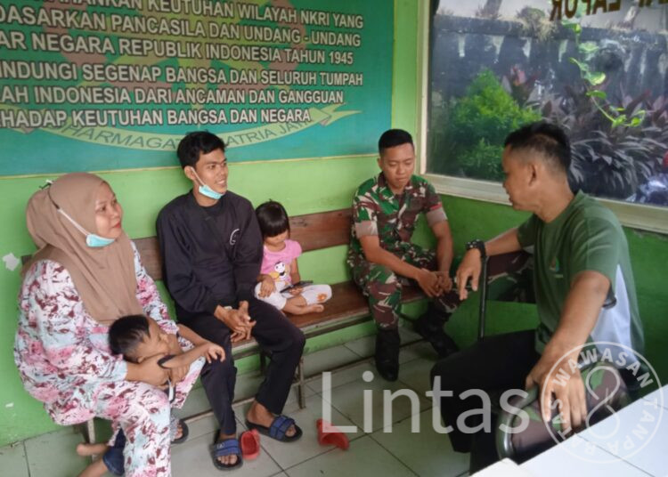 Anggota Denbekang III/4 B Serang Bantu Anak Kesasar Yang Pergi Dari Rumah