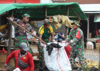 Kolaborasi TNI-Polri Dan Pemda Wujudkan Lingkungan Bersih Di Wilayah Merauke Dalam Rangka HUT Divif 3 Kostrad Ke-5