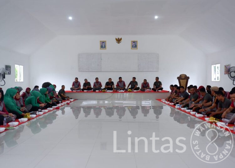 Jalin Kuat Kebersamaan Dan Sinergitas, Kodim 1420/Sidrap Rem 141/TP Dan Polres Sidrap Manre Sipulung Dan Olahraga Bersama