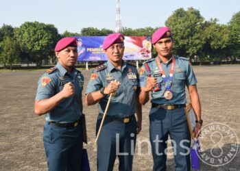 Dankormar Hadiri Apel Khusus Pemberian Penghargaan Kepada Prajurit Berprestasi