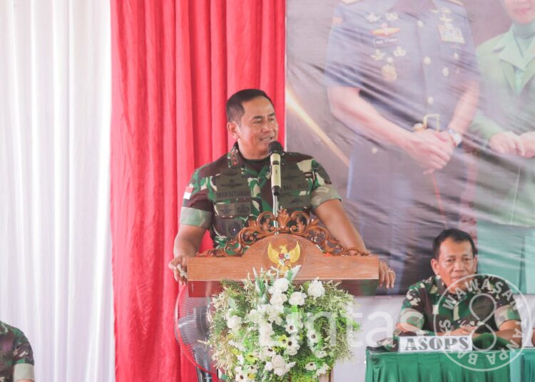 Pangdam XII/Tpr Kunjungi Kodim 1203/Ktp