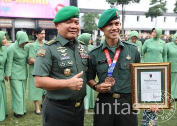 Berikan Penghargaan 19 Atlet TNI AD, Kasad : Saya Sangat Bahagia Dan Bangga Terhadap Anak-Anak Saya