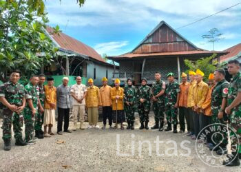 Kodam XIV/ Hasanuddin Gelar Nakes Door To Door Untuk Purnawirawan TNI-Polri dan Warga Lansia