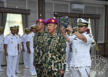 Mayjen TNI Marinir Markos Resmi Jabat Aspotmar Kasal