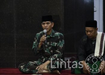 Meningkatkan Ketakwaan Danalnud Husein S. Ajak Personel Lanud Husein S. Sholat Subuh Berjamaah