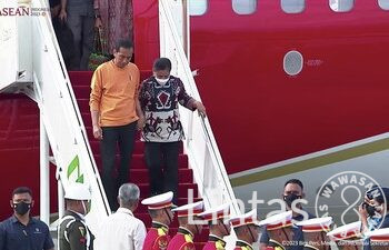 Selaku Dansatgas Pamwil KTT ASEAN, Pangdam Udayana Sambut Kedatangan Presiden RI Di Bandara Komodo