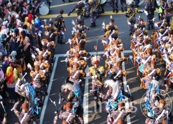 GS Gita Jala Taruna AAL Getarkan Surabaya Di Acara Car Free Day