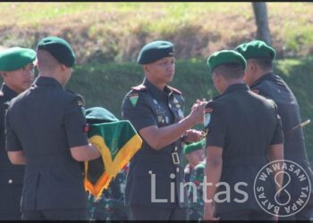 Upacara Serah Terima Jabatan Dan Pengambilan Sumpah Jabatan Danyonif Raider 301/PKS