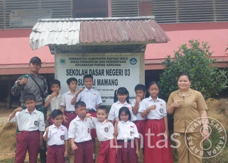 Cerdaskan Anak Perbatasan Satgas Pamtas Yonarmed 10/ Bradjamusti Menjadi Gadik