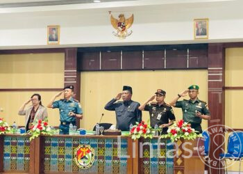 Dandim 1603/Sikka, Menghadiri Kegiatan Upacara Pengukuhan Pasukan Pengibar Bendera (Paskibra) Tahun 2023 Kab. Sikka