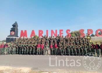 Taruna AAL Korps Marinir Uji Coba Rute Cross Country Petarung Marinir Karangpilang