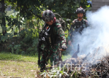 Ksatria Siliwangi..!!! Dansatgas Mobile Raider 300 Siliwangi Hadiri Acara Bakar Batu di Sarang OPM