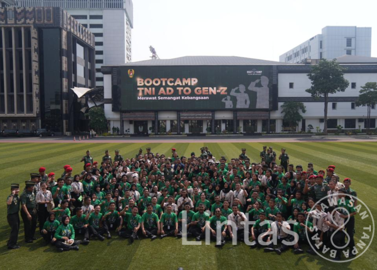 Kasad Resmi Tutup Giat Bootcamp TNI AD to Gen Z