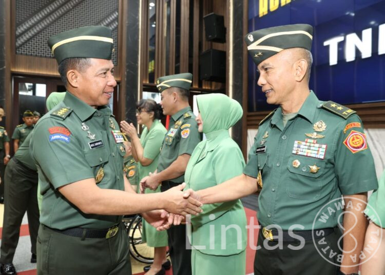 Wakasad Terima Laporan Korps Kenaikan Pangkat 10 Pati TNI AD