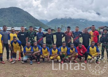 Kidang Kancana Cup, Satgas Yonif 310/KK Gelar Turnamen Sepak Bola di Perbatasan