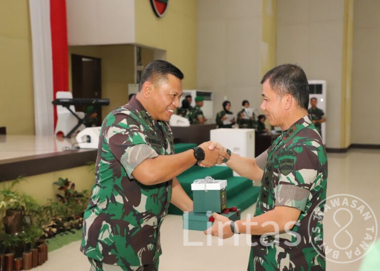 Danrem 033/WP Dan Danrem 022/PT Diserahterimakan