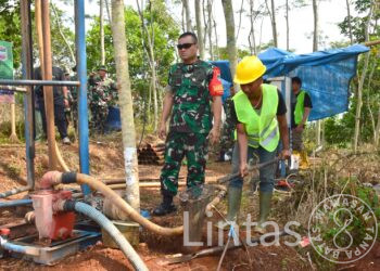 Bantu Atasi Warga Yang Sulit Air, Kodim 0613/Ciamis Kolaborasi Untuk Pembuatan Sumur Bor