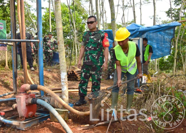 Bantu Atasi Warga Yang Sulit Air, Kodim 0613/Ciamis Kolaborasi Untuk Pembuatan Sumur Bor