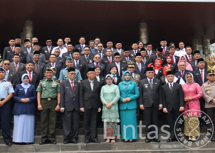 Kapoksahli Pangdam XII/Tpr Hadiri Sertijab Gubernur Kalbar