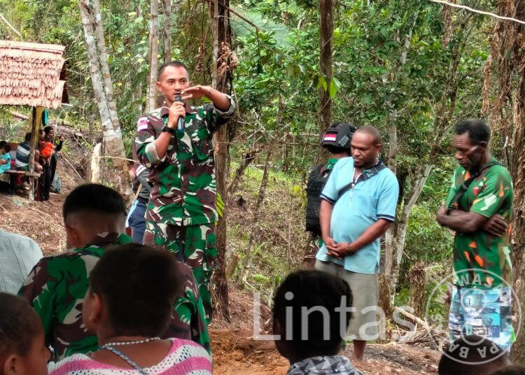Bersama Masyarakat Distrik Ninatie Papua Selatan Satgas Pamtas Statis RI-PNG Yonif RK 111/KB Resmikan Tempat Wisata Munukapa