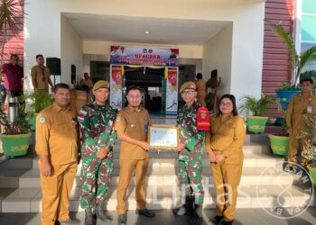 Bupati Halmahera Utara Berikan Penghargaan Kepada Satgas Yonarhanud 3/YBY Atas Partisipasi Tingkatkan Ekonomi Masyarakat