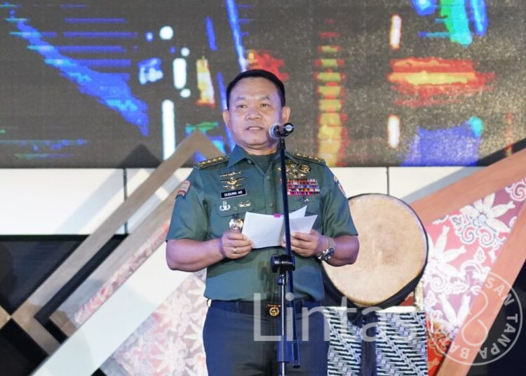 Kasad Saksikan Deklarasi 320 Mantan Anggota NII Kembali Setia Pada NKRI