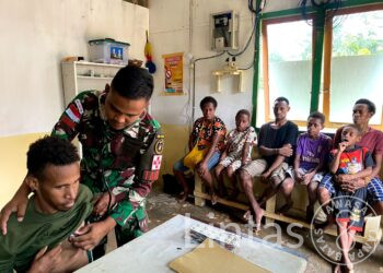 Program Kampung Sehat Satgas Pamtas RI – PNG Yonif RK 111 KB Dibanjiri Pasien Masyarakat Pedalaman Papua Selatan