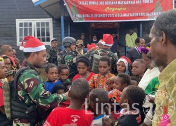 Selamat Natal : Satgas TNI 300 Siliwangi Rayakan Natal & Ibadah Bersama Masyarakat Gome Kab Puncak, Papua