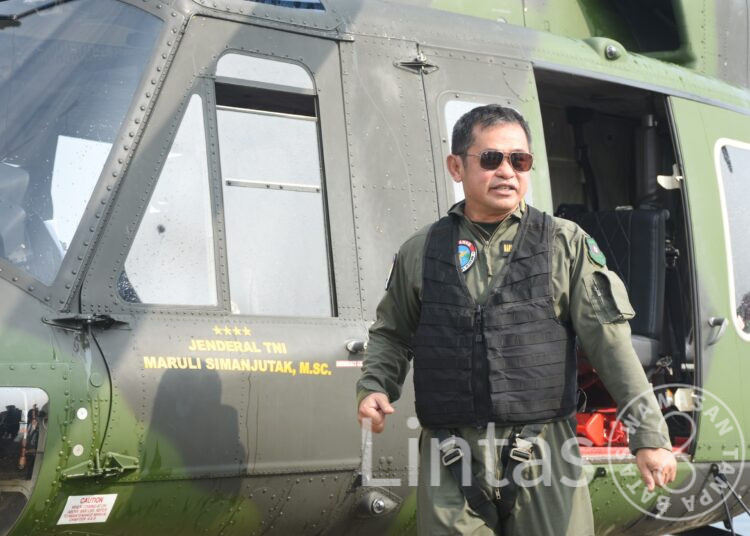 Terima Wing Kehormatan Penerbang TNI AD, Kasad Ingatkan Prajurit “Wira Amur” Jaga Profesionalitas