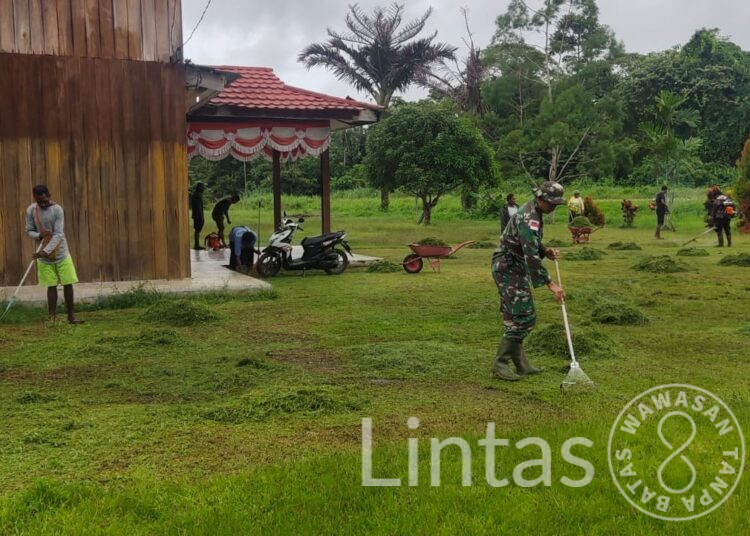 Kejar Target, Karya Bakti Terus Digalakan Satgas Yonif 310/KK Untuk Menyambut Natal