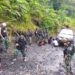 Aksi Sigap Satgas TNI 300 Siliwangi Bantu Mobil Rusak di Jalur Rawan Papua