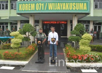 5000 Paket Daging Dan Beras di Serahkan PT. Suri Nusantara Jaya Kepada Korem 071/Wijayakusuma